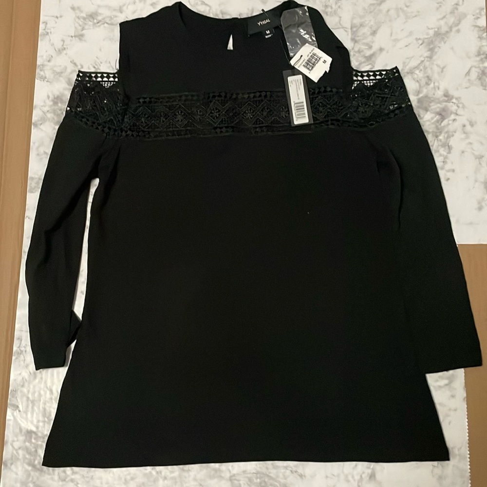 YYIGAL Cold Shoulder Lace Combo Top Color Jet Black Size ‘Medium
